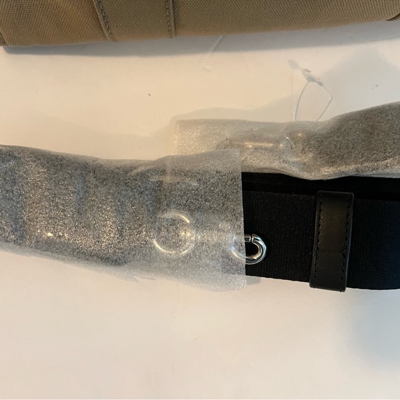 Marc Jacobs Olive Green Tote Bag - Picture 4 of 15